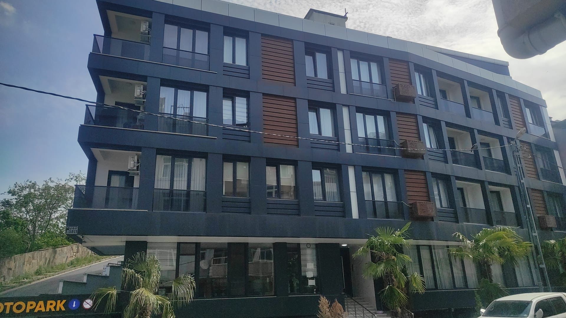 Soğuksu Caddesi Arya Aptartmanı